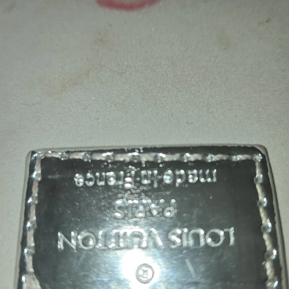 Louis Vuitton Shiny Silver Clutch - Picture 6 of 6